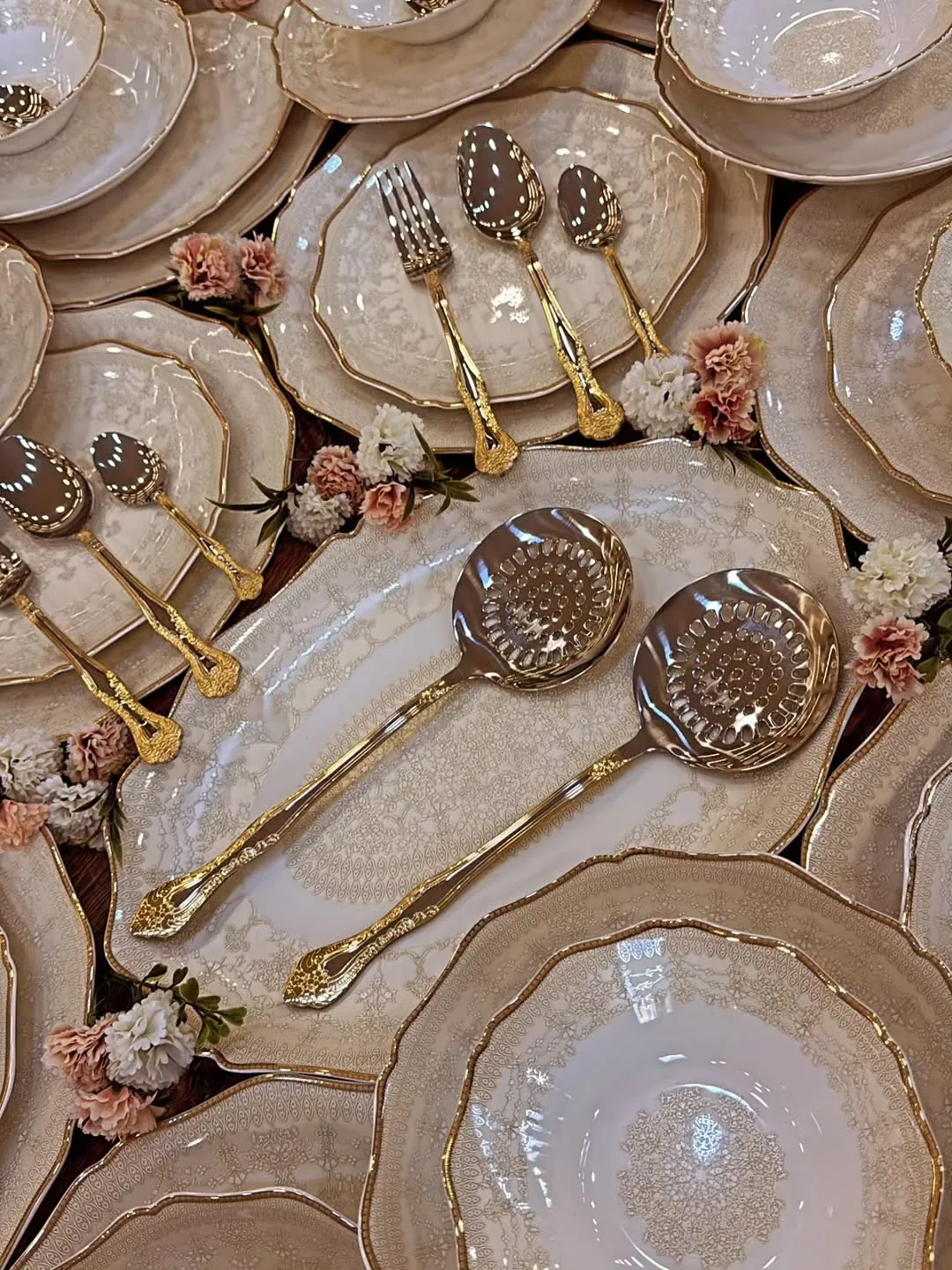 Super Royal New Bone Dinnerware Set