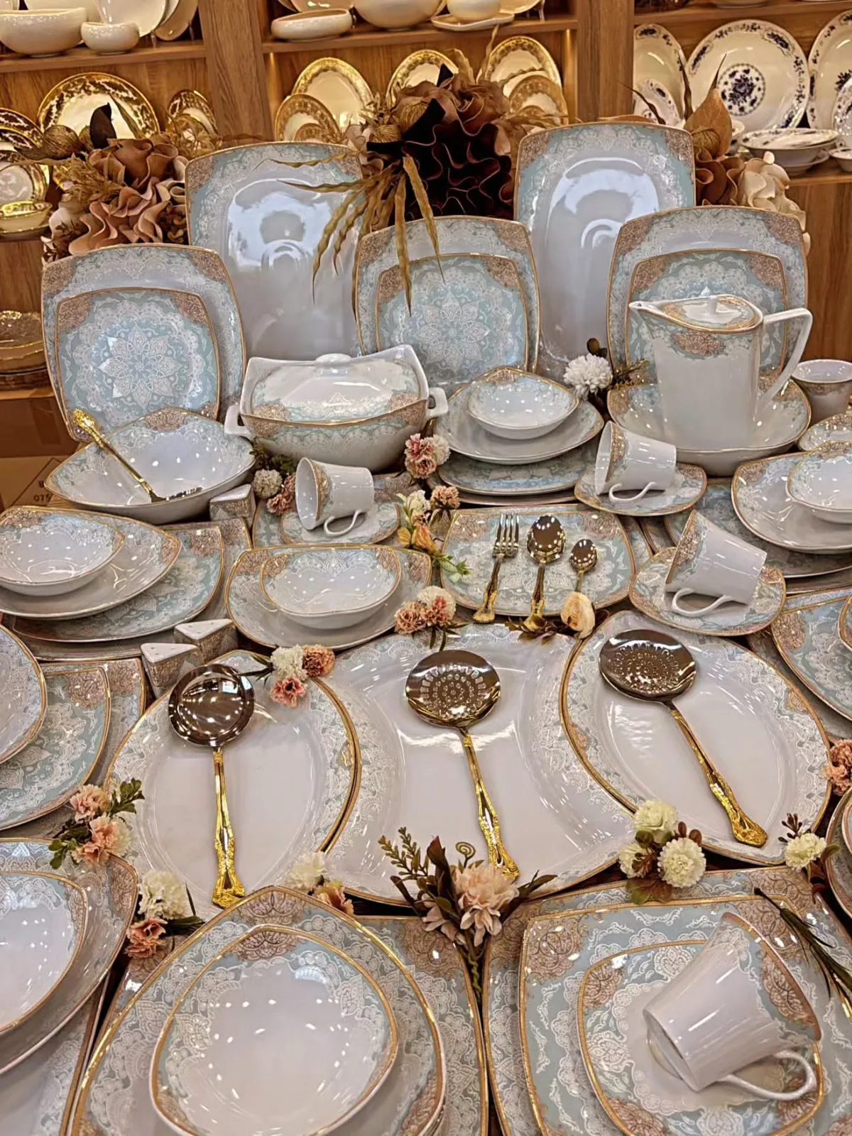 Luxury Ceramic Dinnerware Set