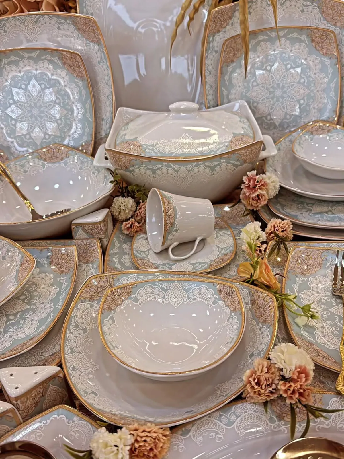 Luxury Ceramic Dinnerware Set