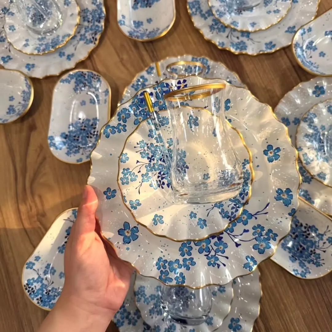 Blue Floral Dinnerware Set