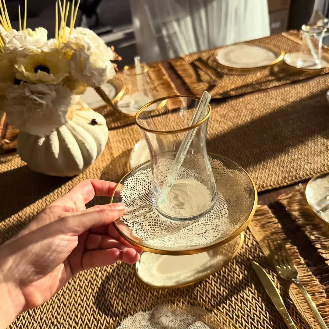 Elegant Lace Pattern Glass Plate