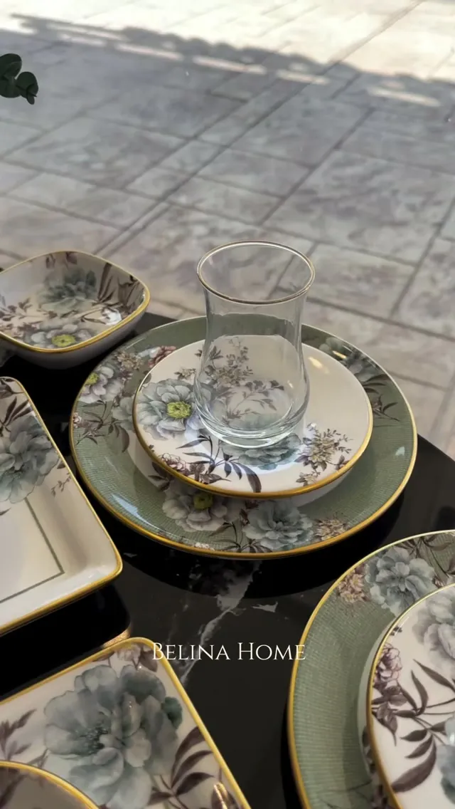 Floral Dinnerware Set