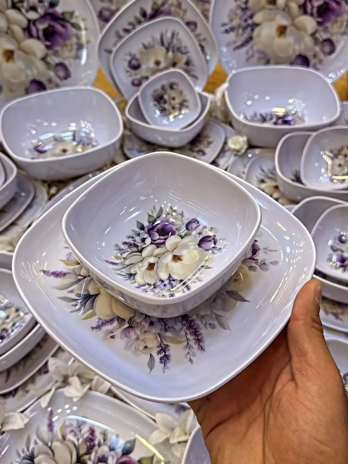 Floral Plastic Dinnerware Set
