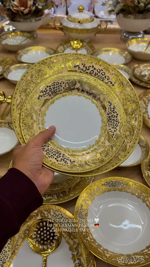24K Gold 2026 Trend Dinnerware Set