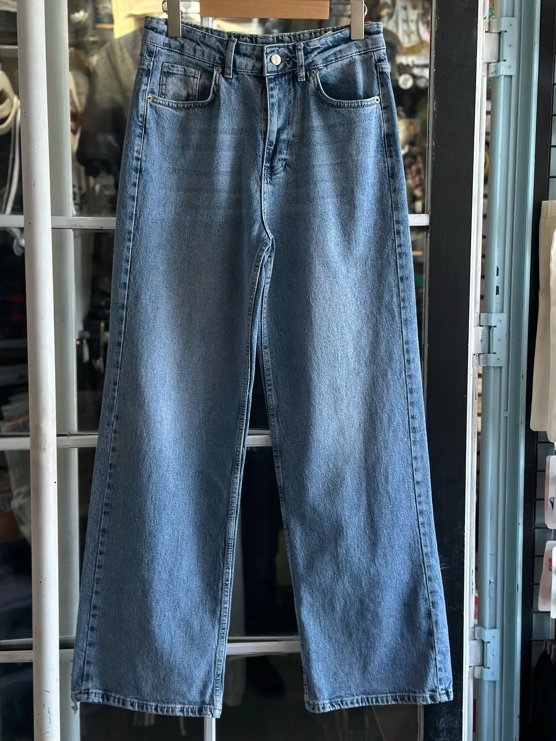 New Wide Leg Blue Jeans