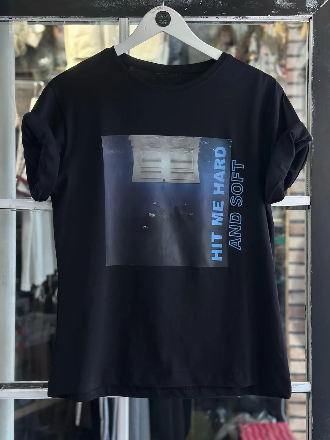 Black Graphic T-Shirt "Hit Me Hard and Soft"