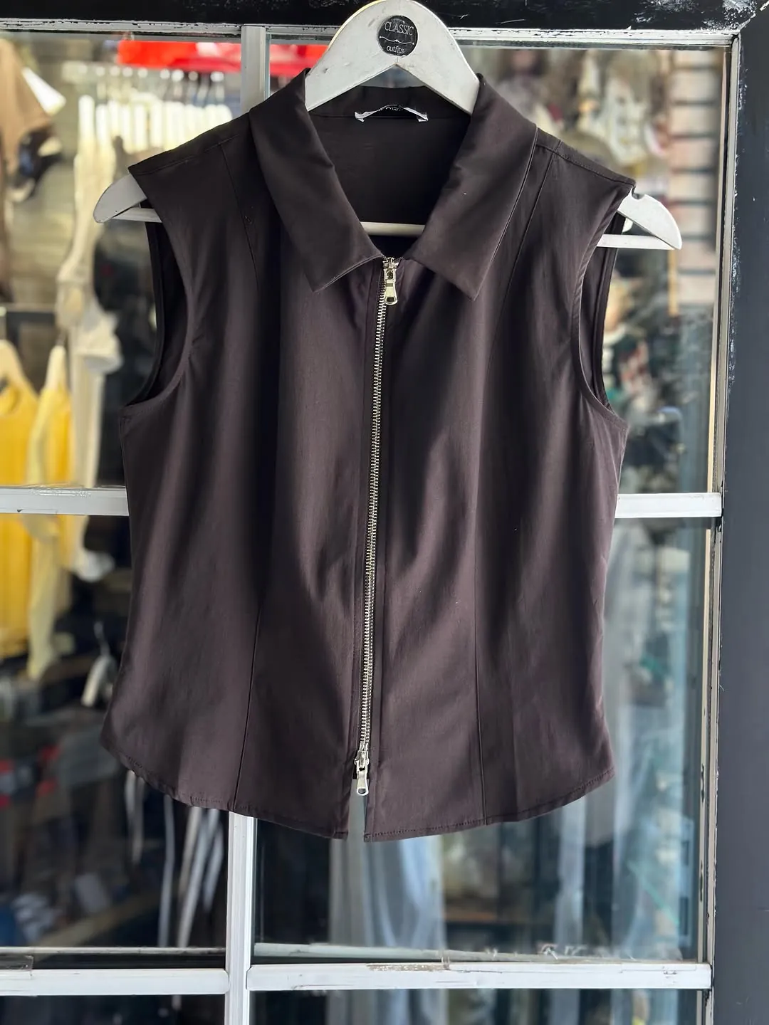 White Sleeveless Zip-Up Collared Top