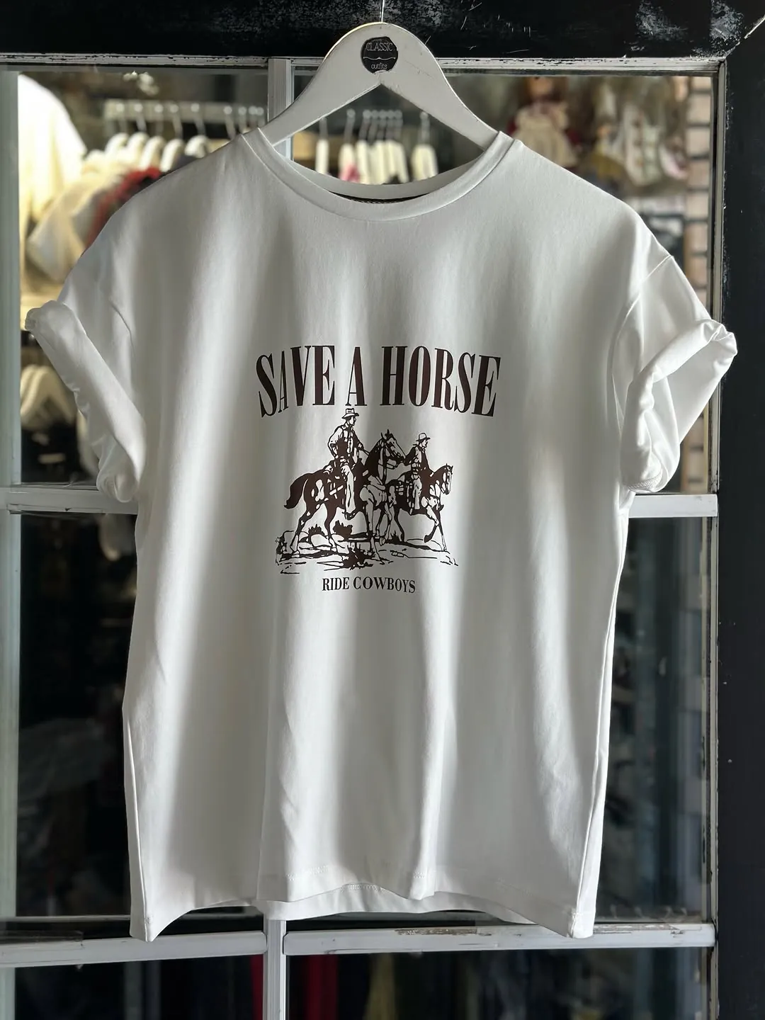 White Graphic T-shirt 'Save a Horse Ride Cowboys'