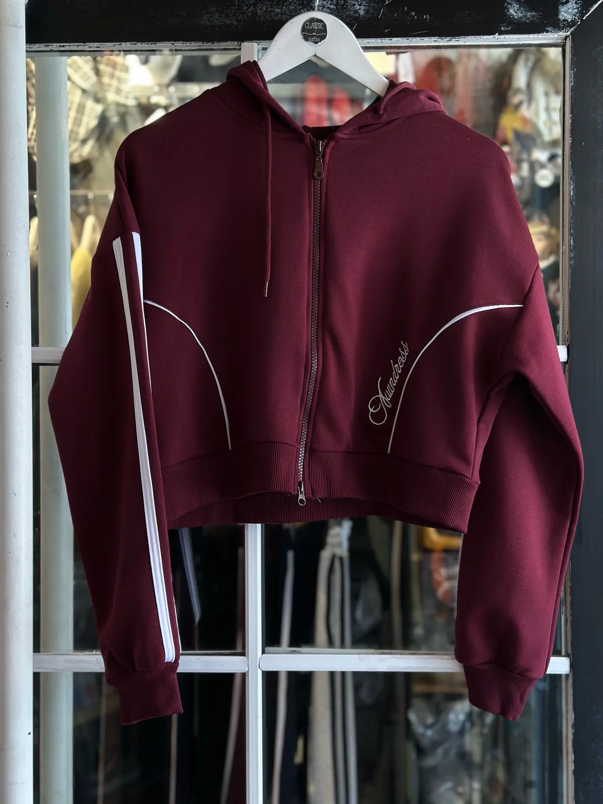Black Cropped Zip-up Hoodie