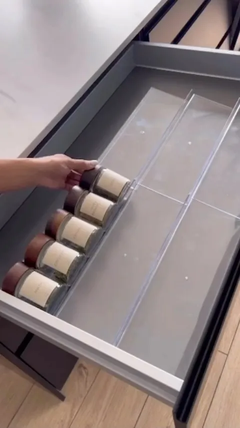 Spice Jar Organizer