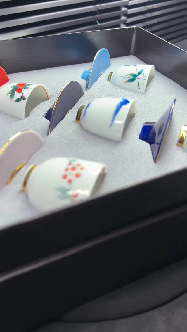 Queen's Set - Luxury Handmade Porcelain