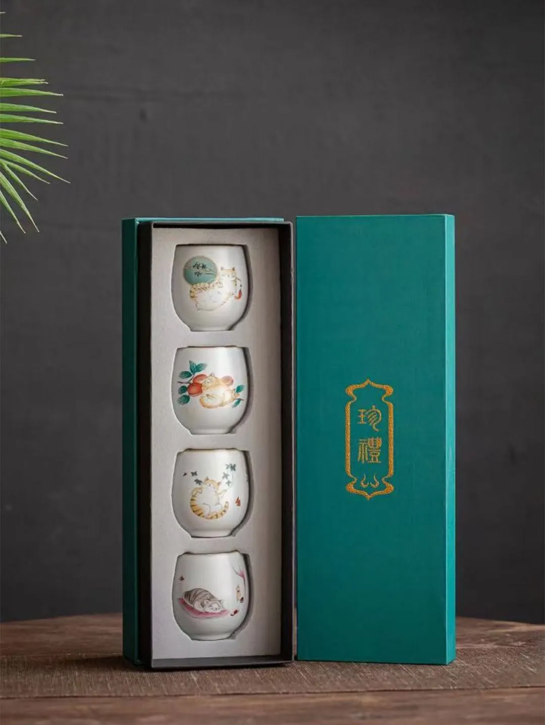 Luxury Handmade Patterned Cup Set