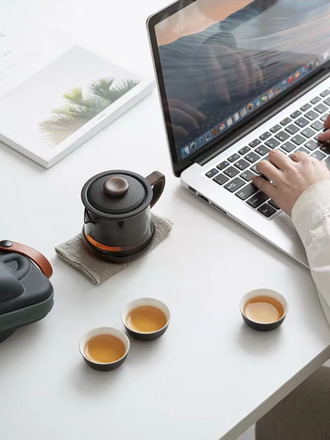 Glass Teapot Set