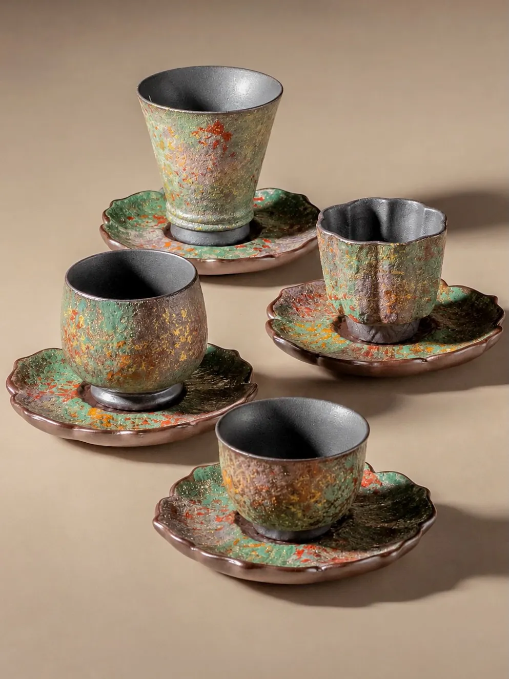 Al-Atiq Collection Piece with Plate