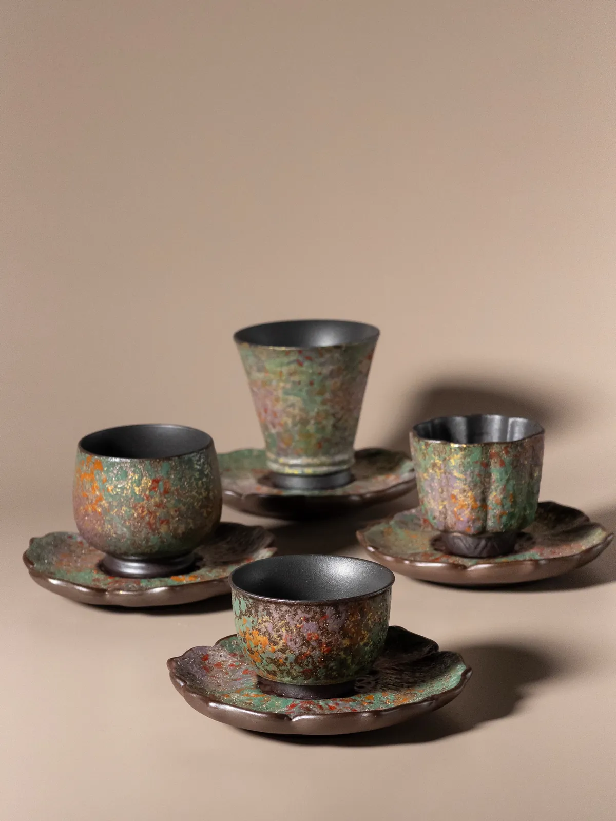 Al-Atiq Collection Piece with Plate
