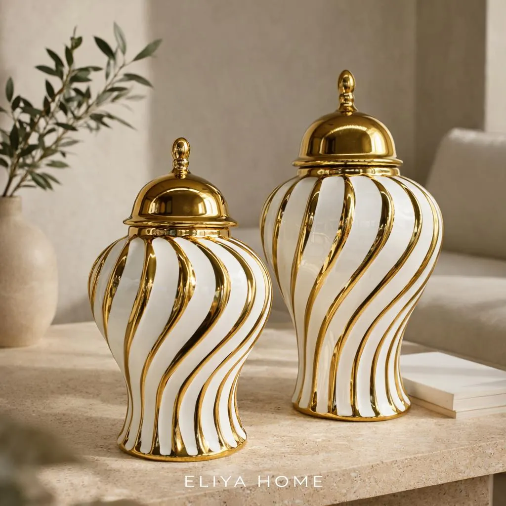 Luxury Porcelain Vase Set