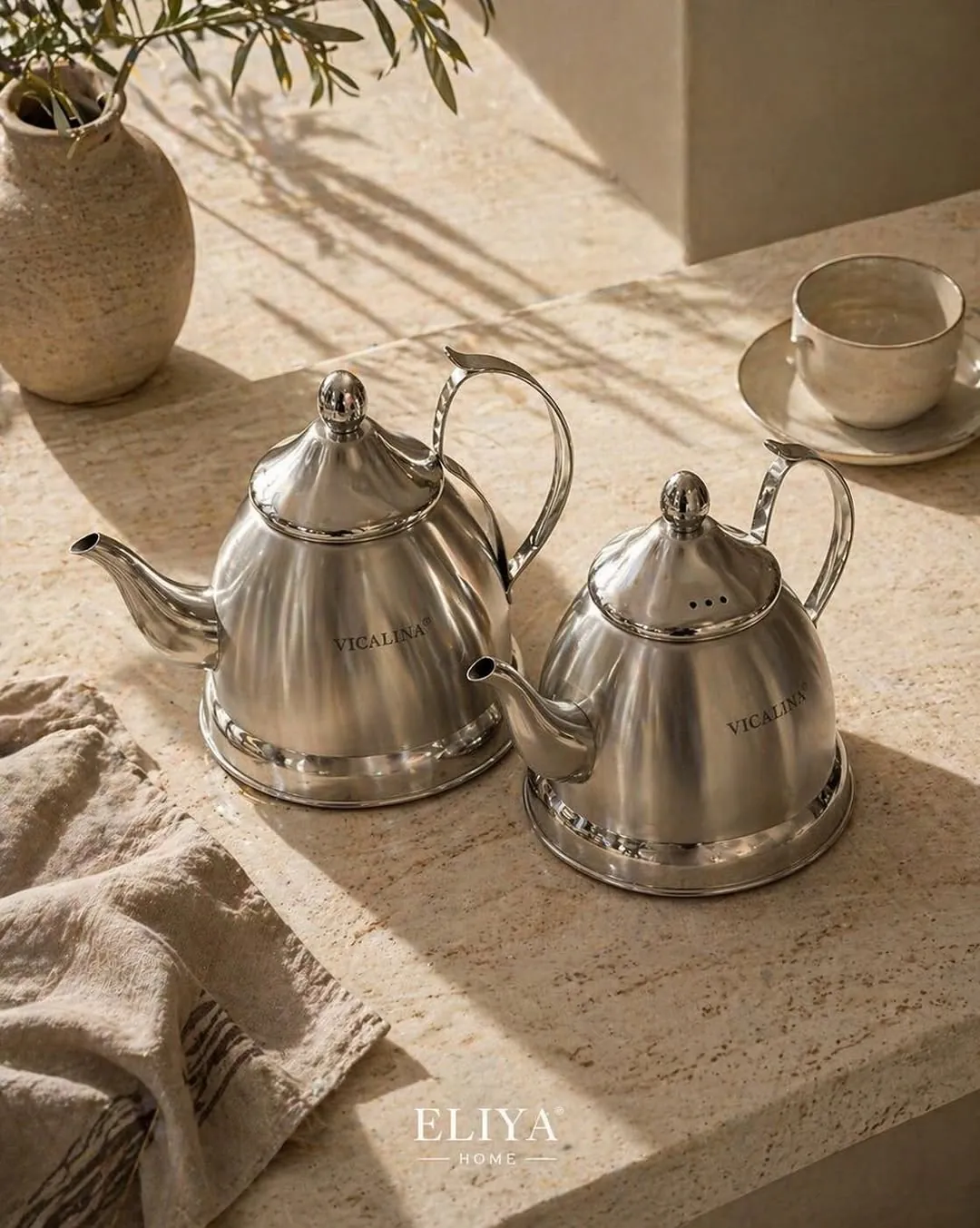 Vicalina Kettle and Teapot Set