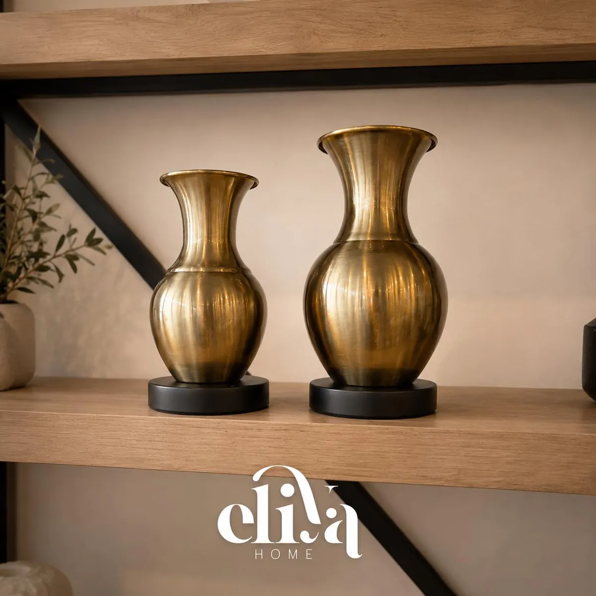 Luxury Chrome Metal Vase Set