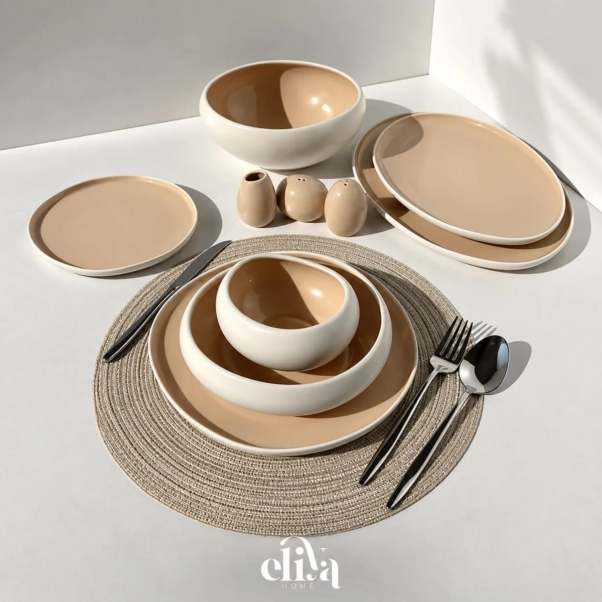 Dinnerware Set - 28 Pieces