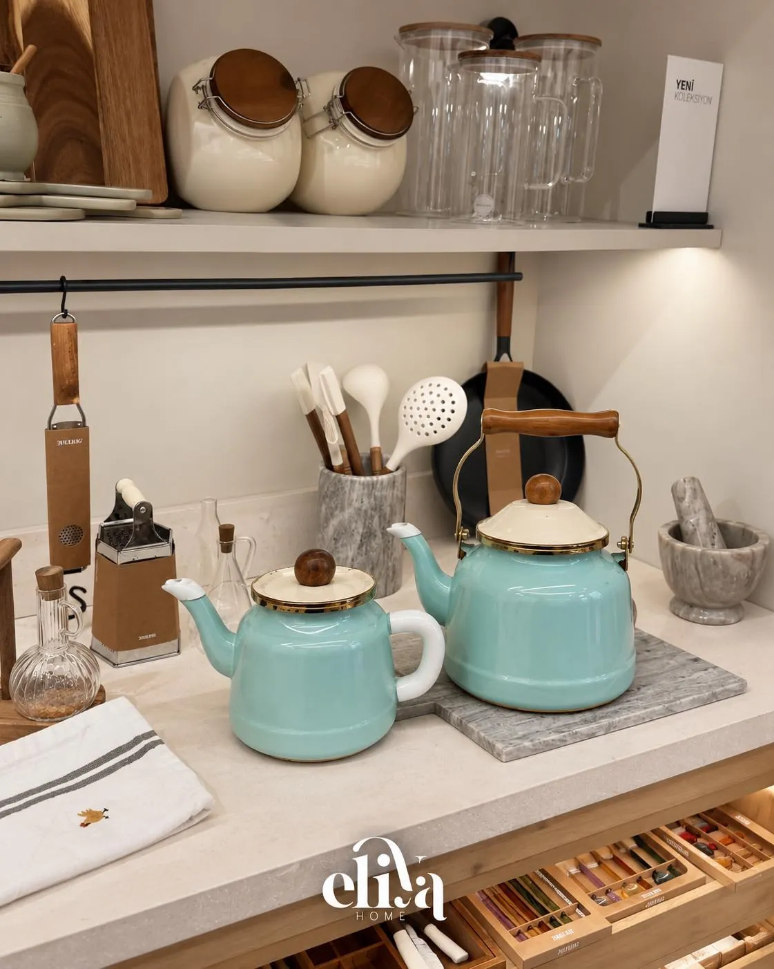 Ginko Metal Kettle and Teapot Set
