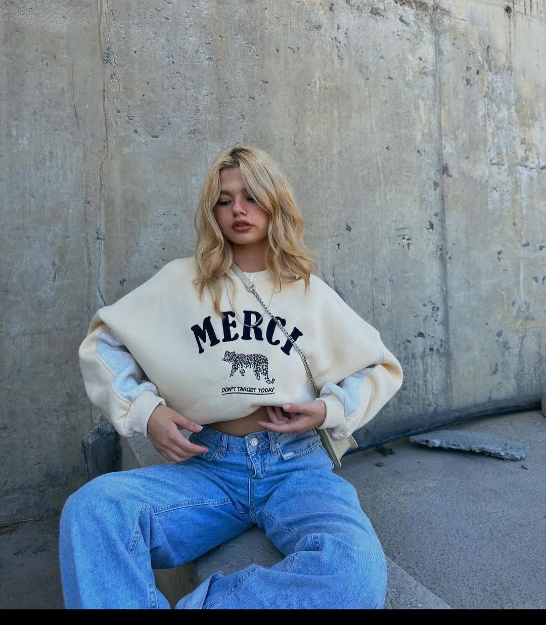 Women's Graphic Sweatshirt