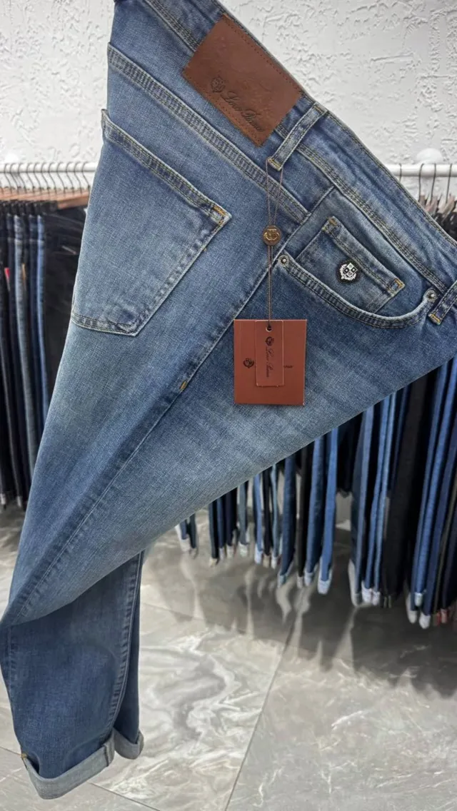 Men's Blue Jeans