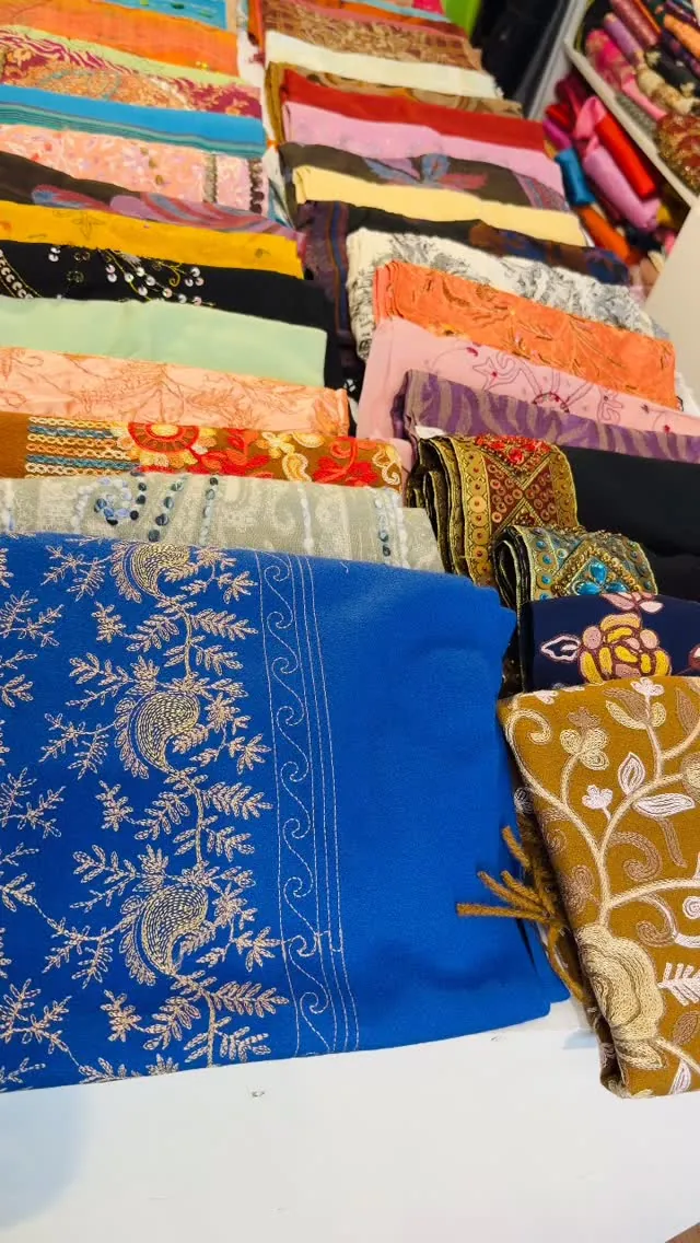 Canuboutique Special Shawls