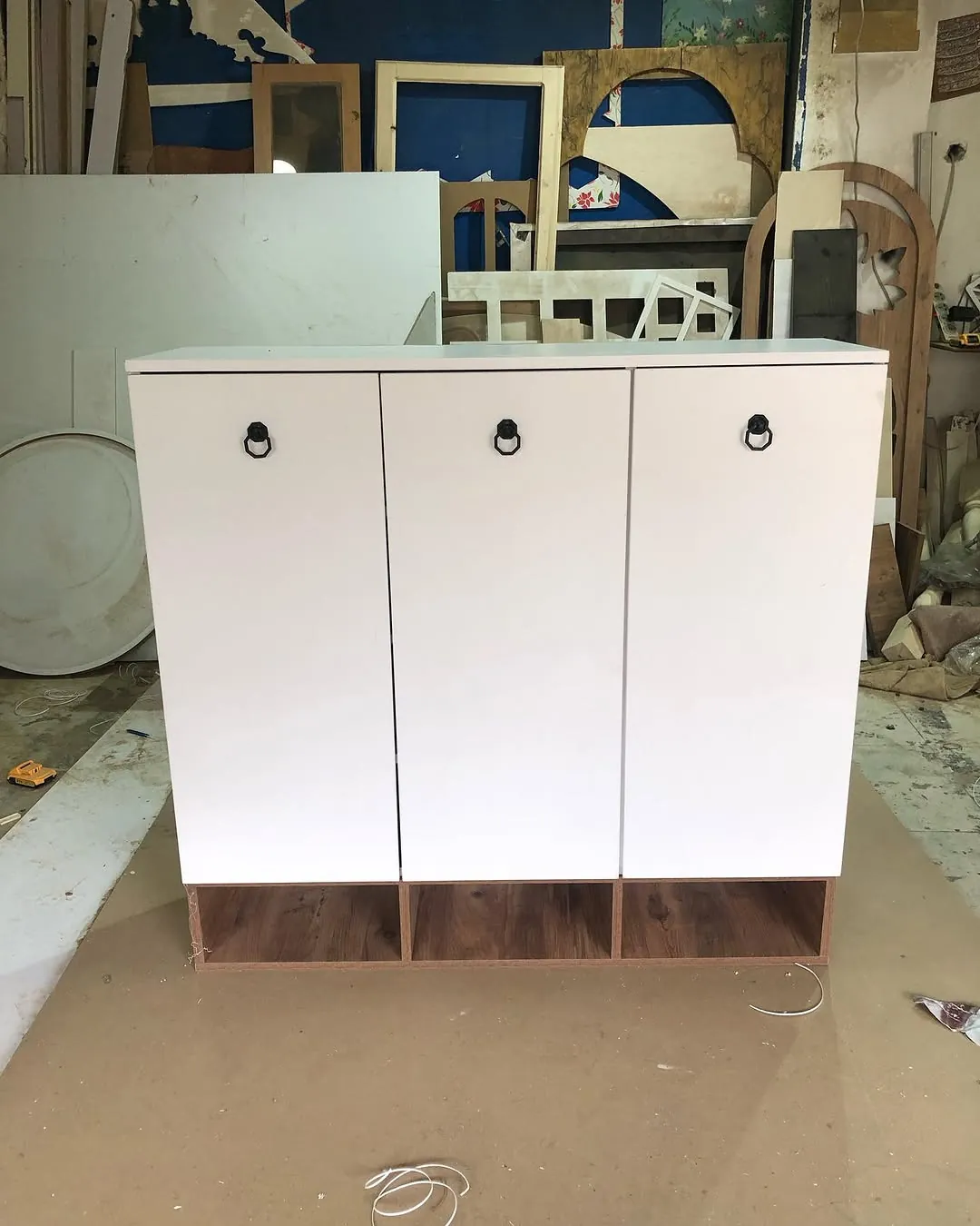 White Modern Cabinet