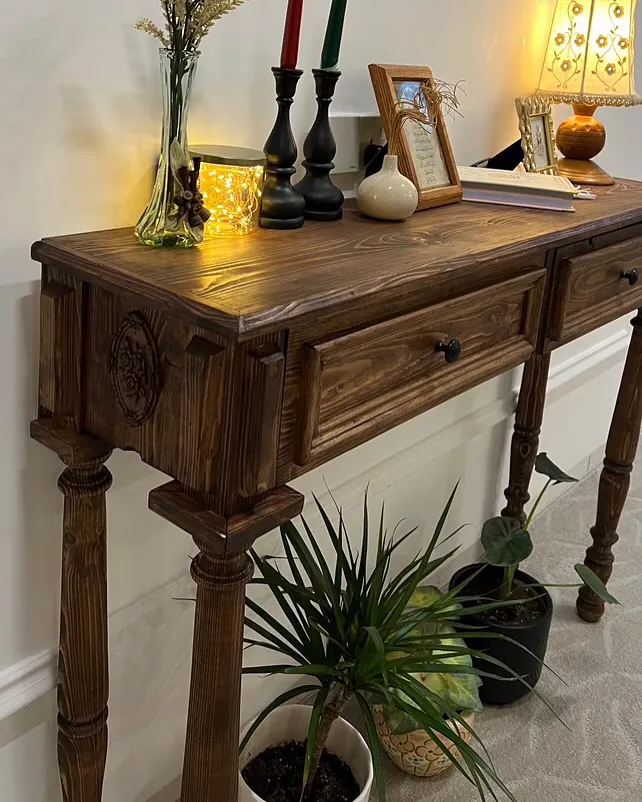 Classic Wood Carved Console Table