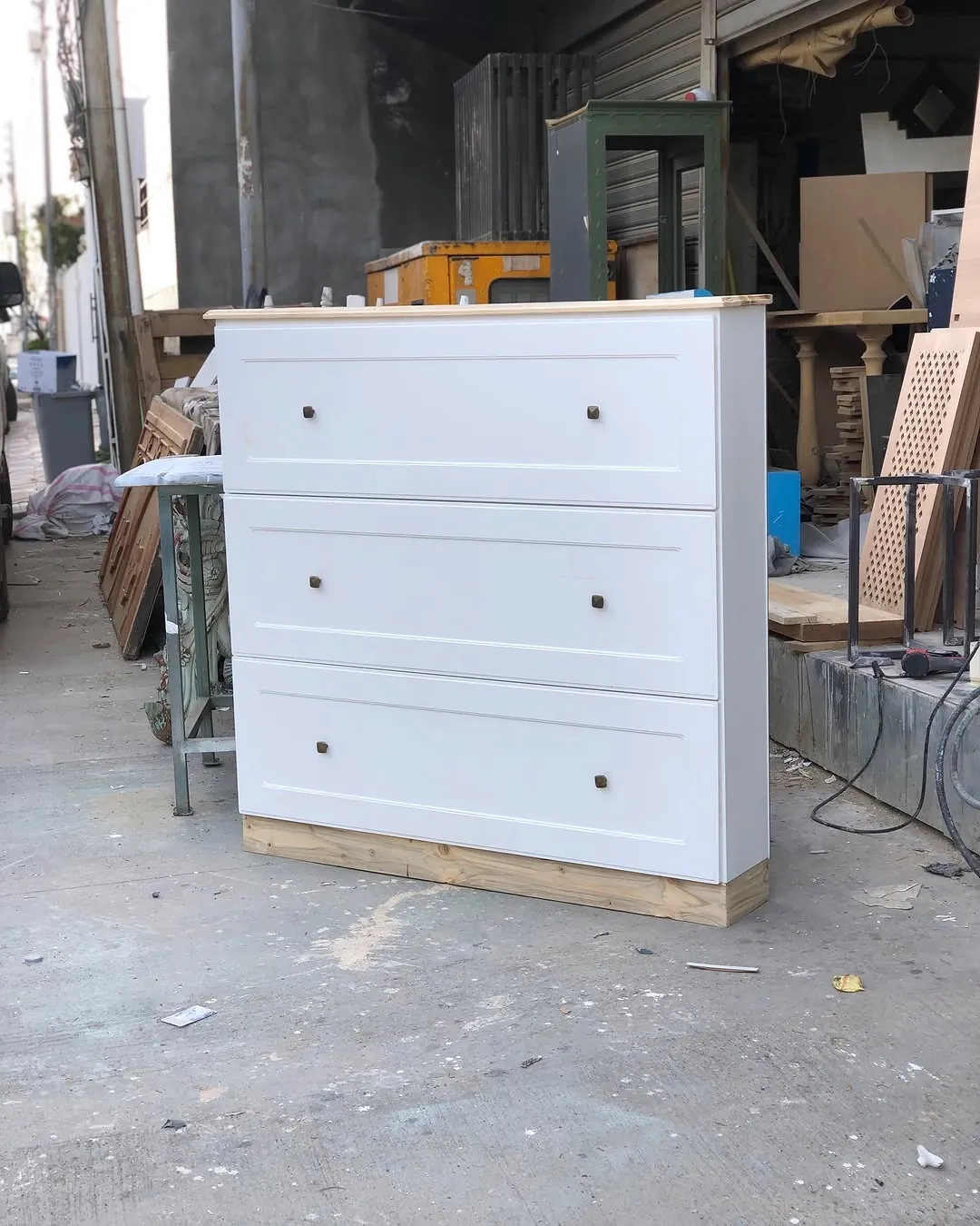 White 3-Drawer Chest