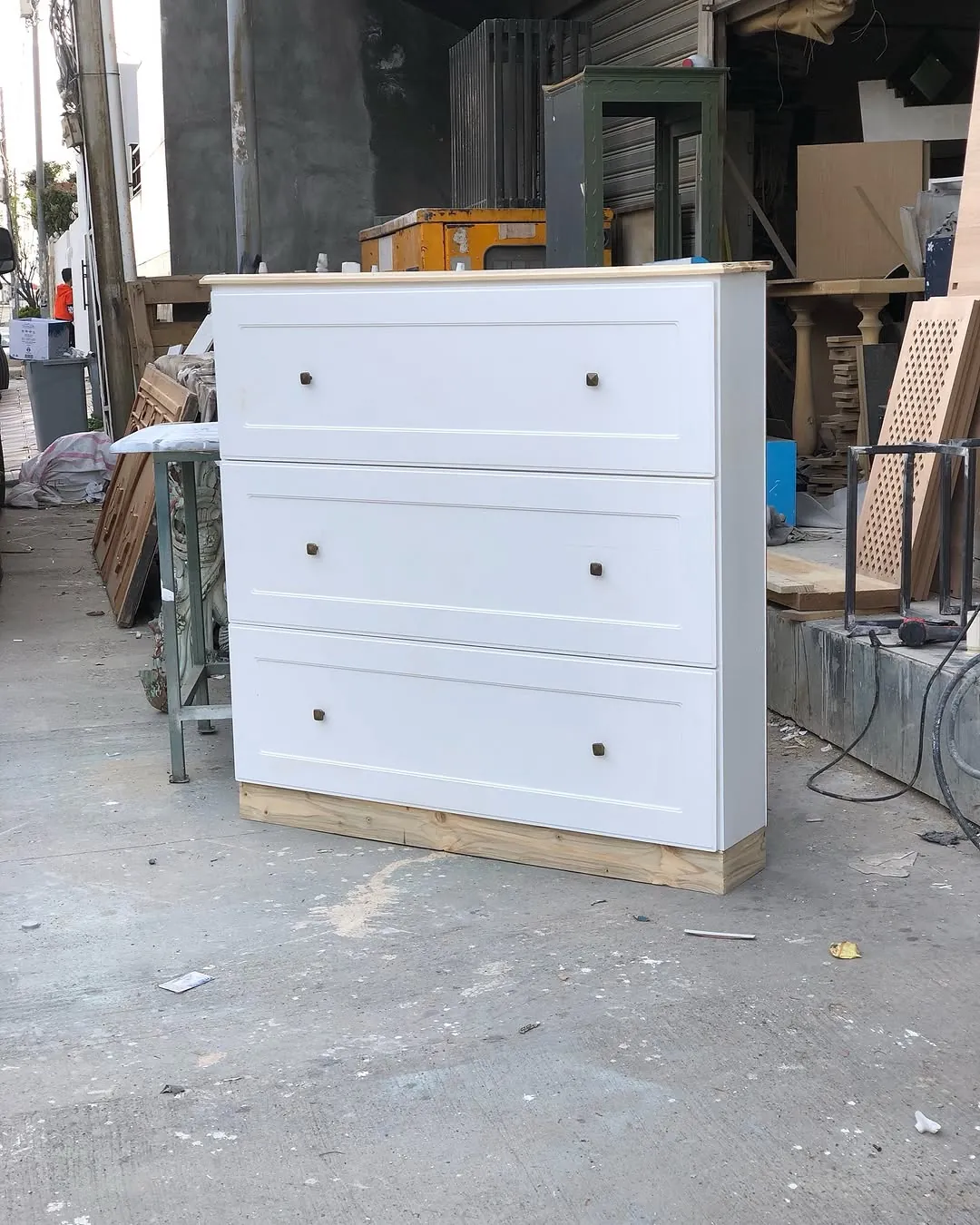 White 3-Drawer Chest