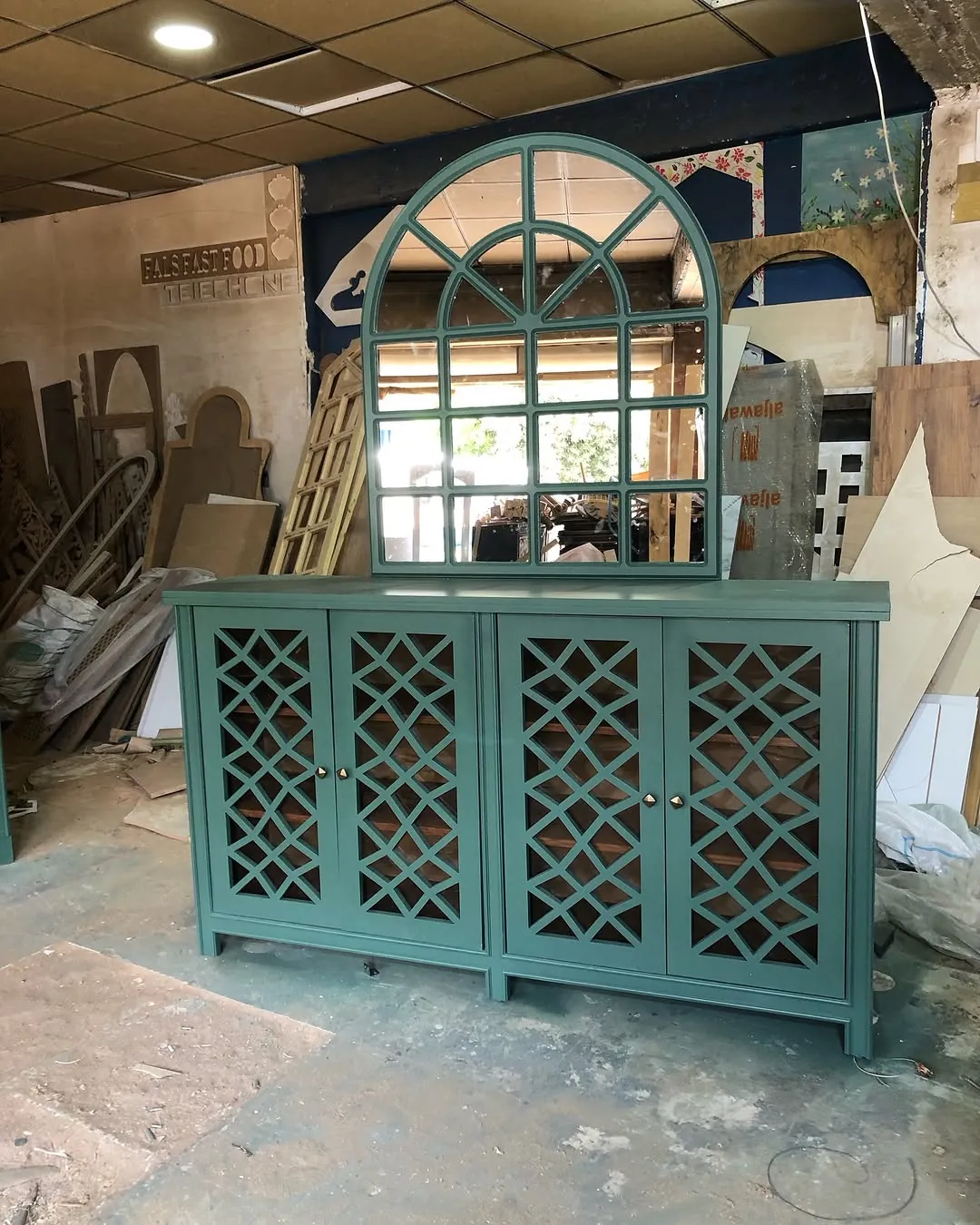 Green Decorative Storage Cabinet with Mirror