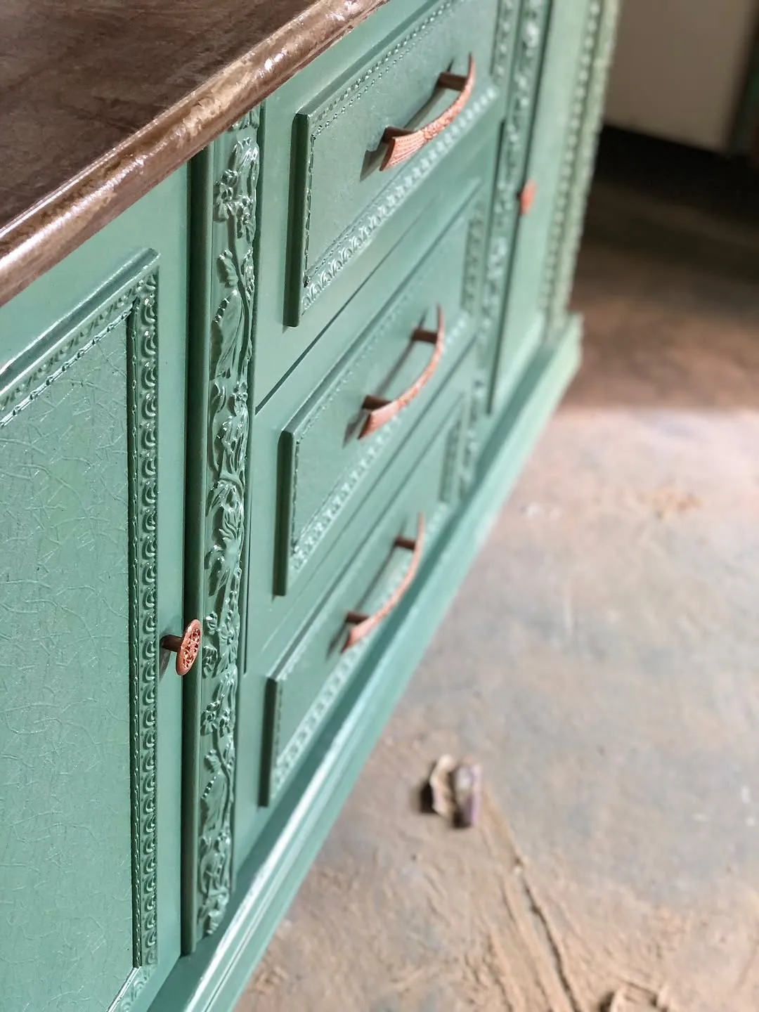 Green Classic Sideboard Cabinet
