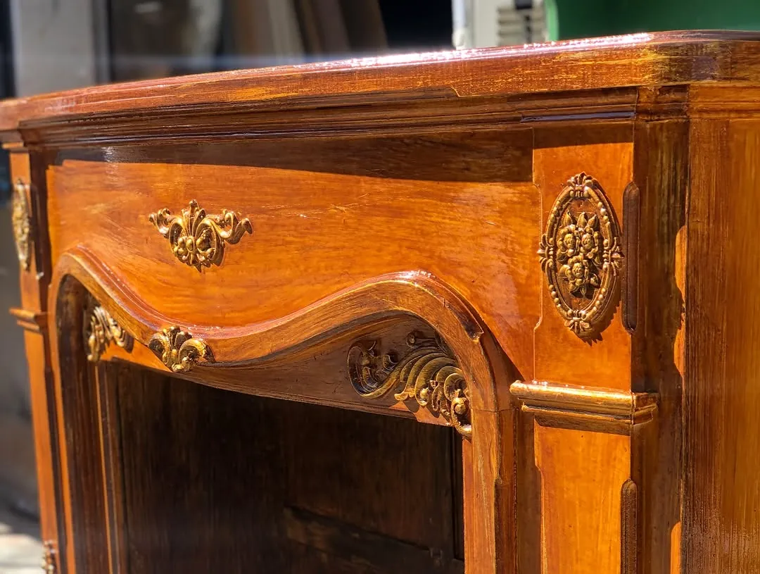 Wooden Classic Fireplace Mantel