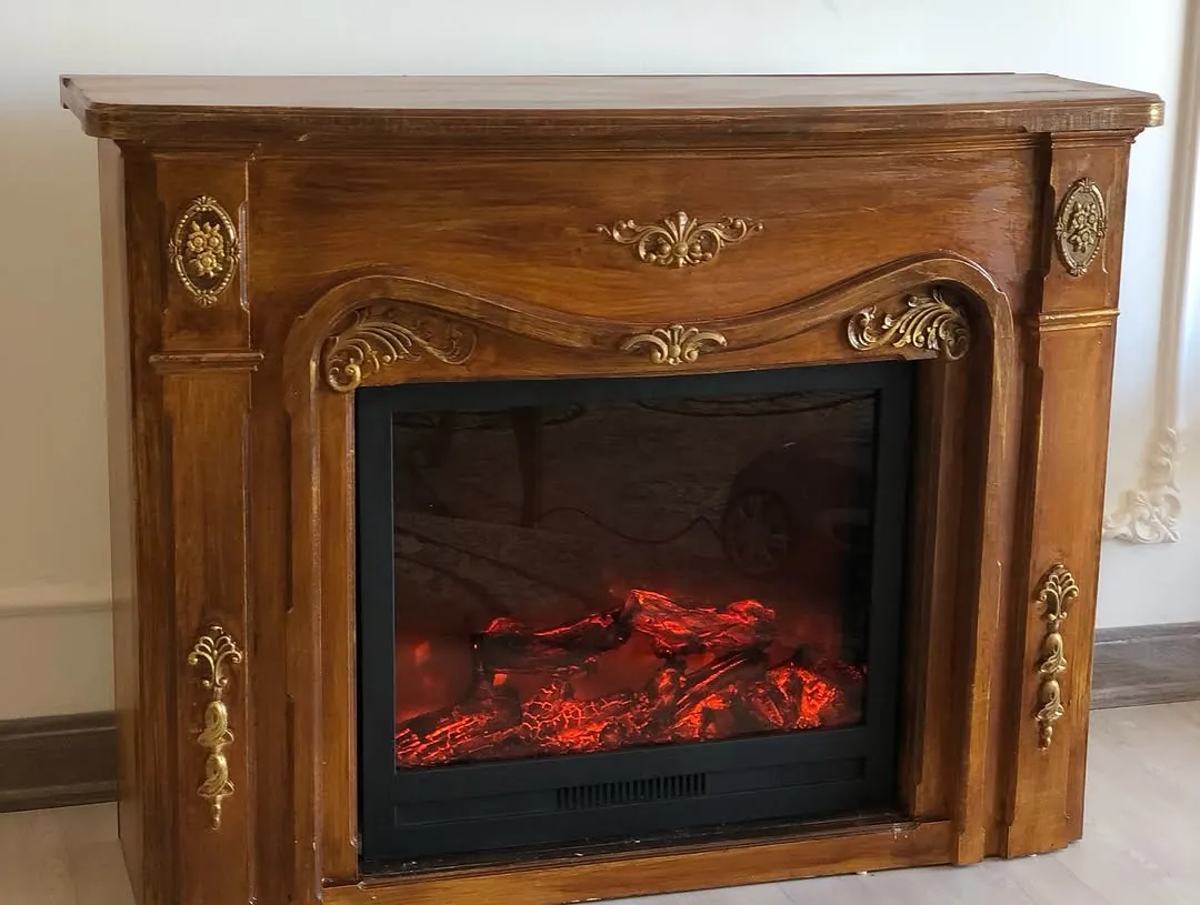 Wooden Classic Fireplace Mantel