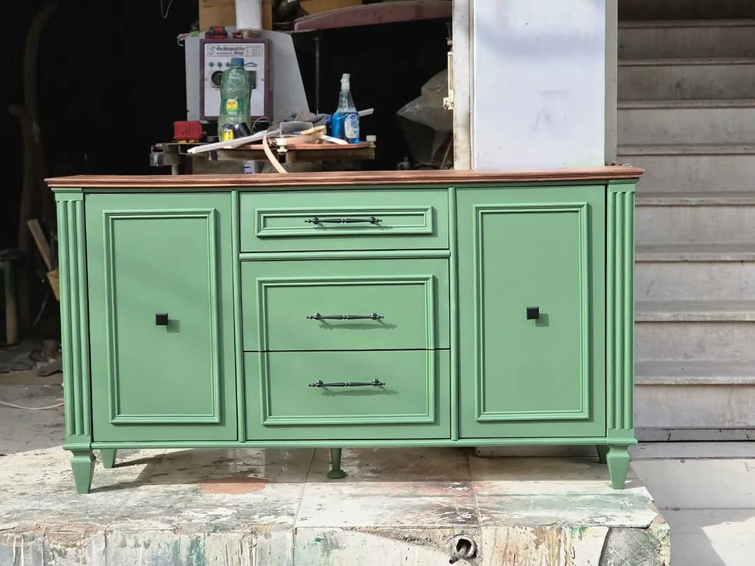 Green Classic Sideboard Cabinet