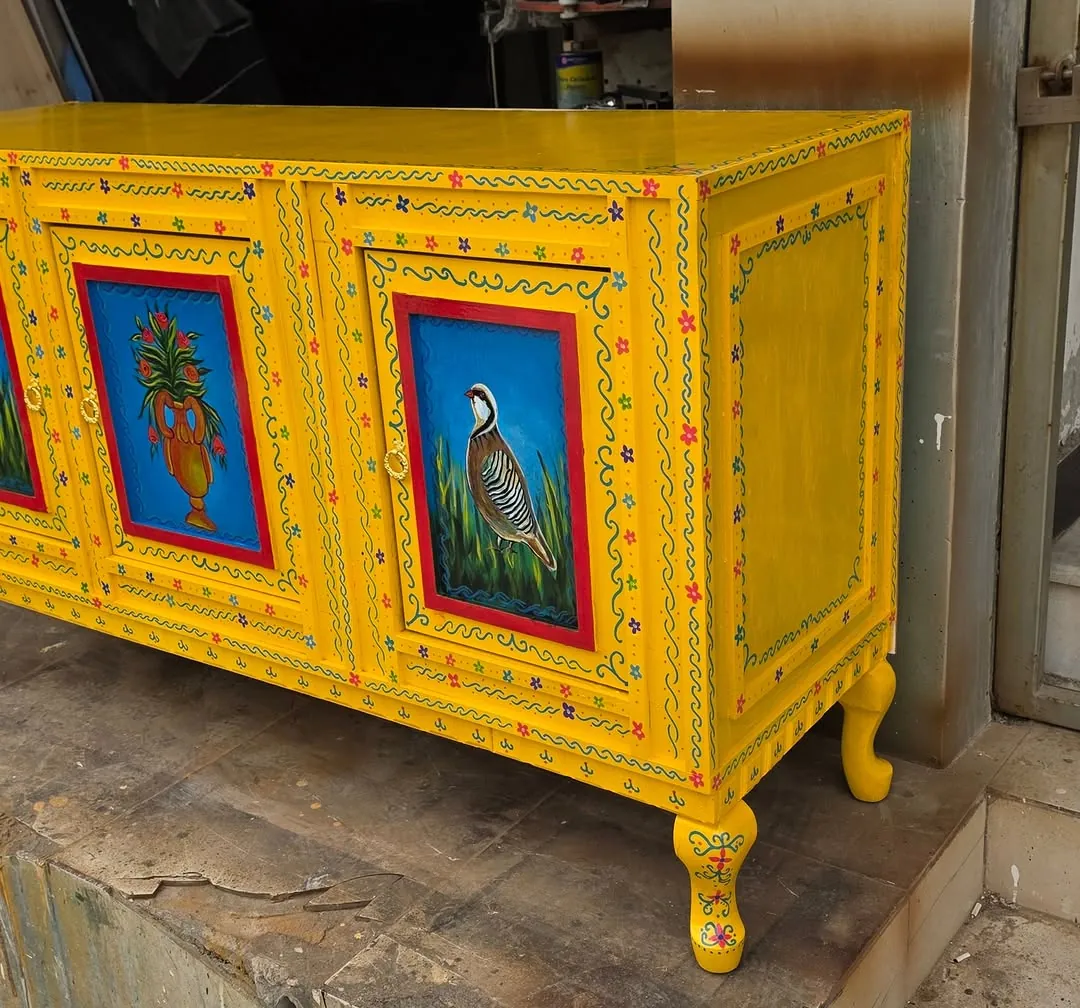 Traditional Interior Decor Set