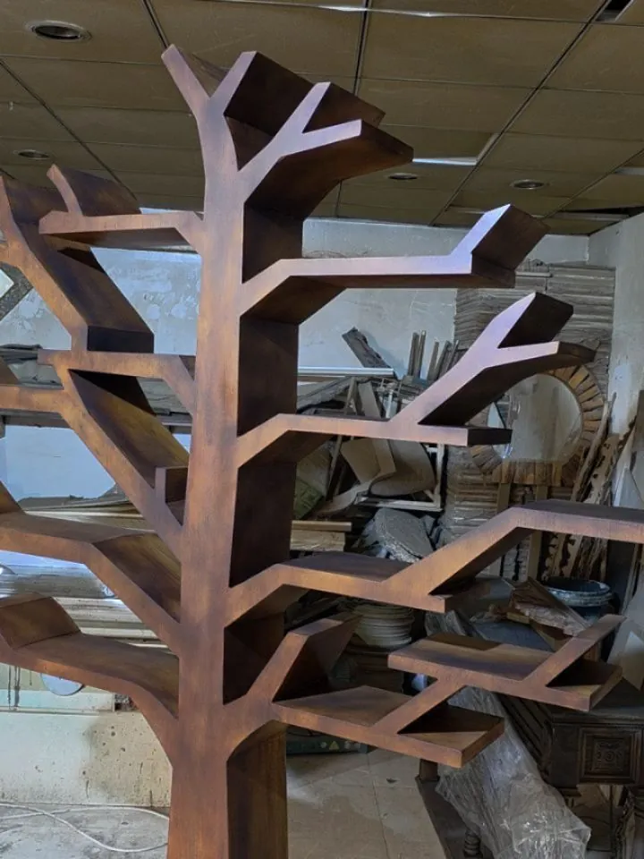 Tree-Shaped Bookshelf