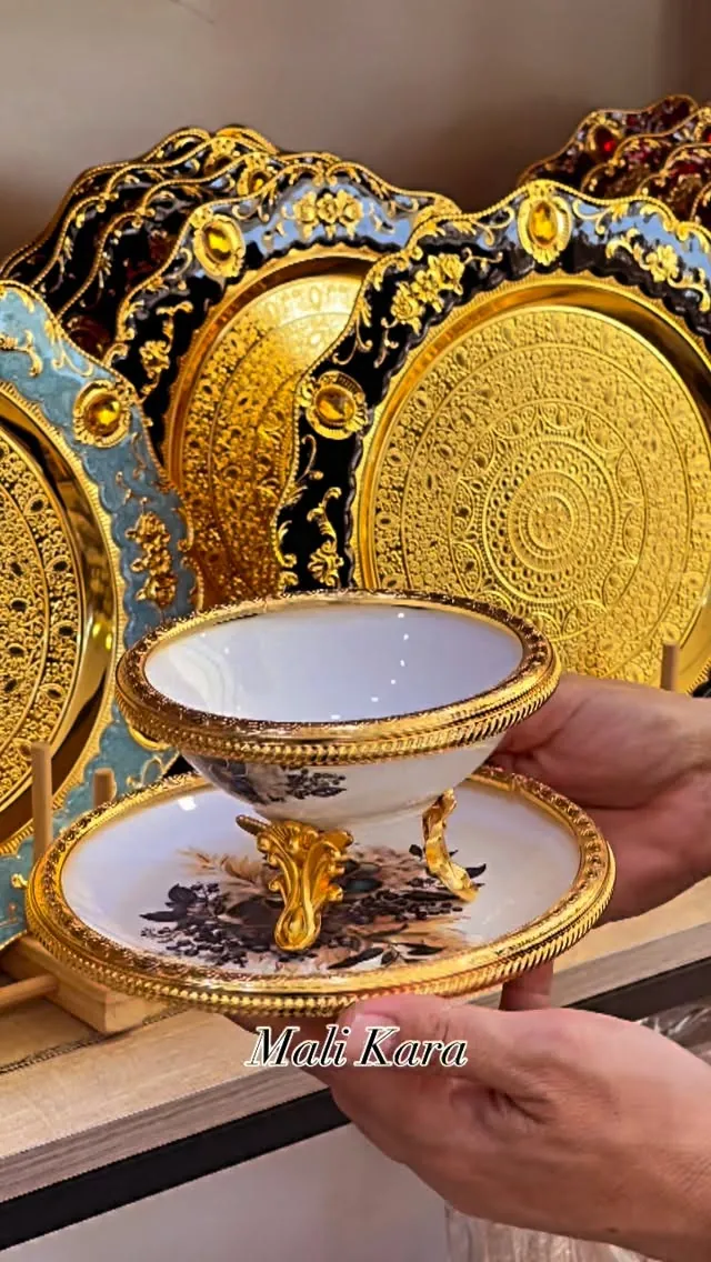 Decorative Gold Plates and Bowl Set