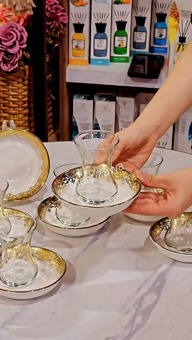Gold-Rimmed Tea Glass Set