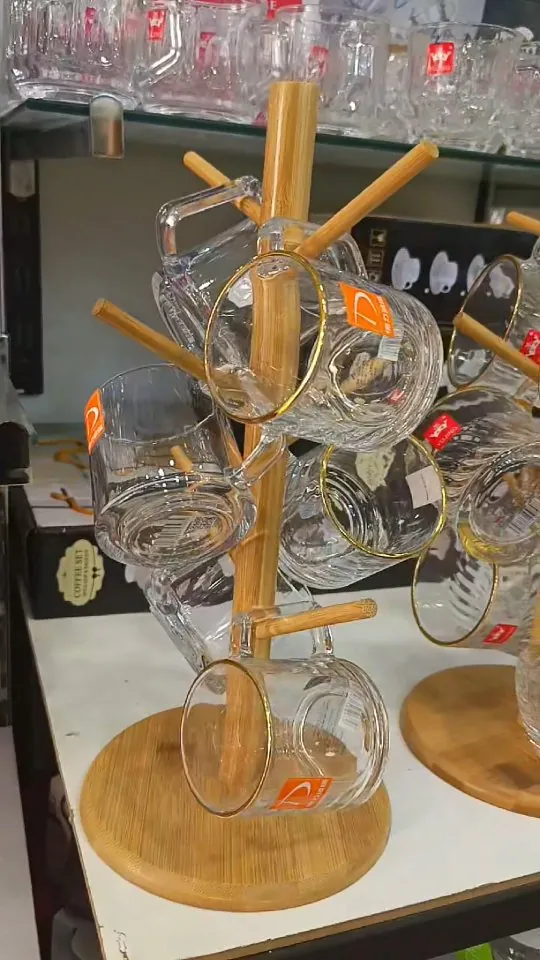 Wooden Mug Tree Stand with Glass Mugs