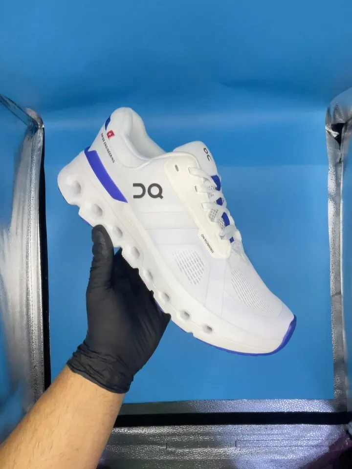 On Running Cloudrunner 2 Shoes