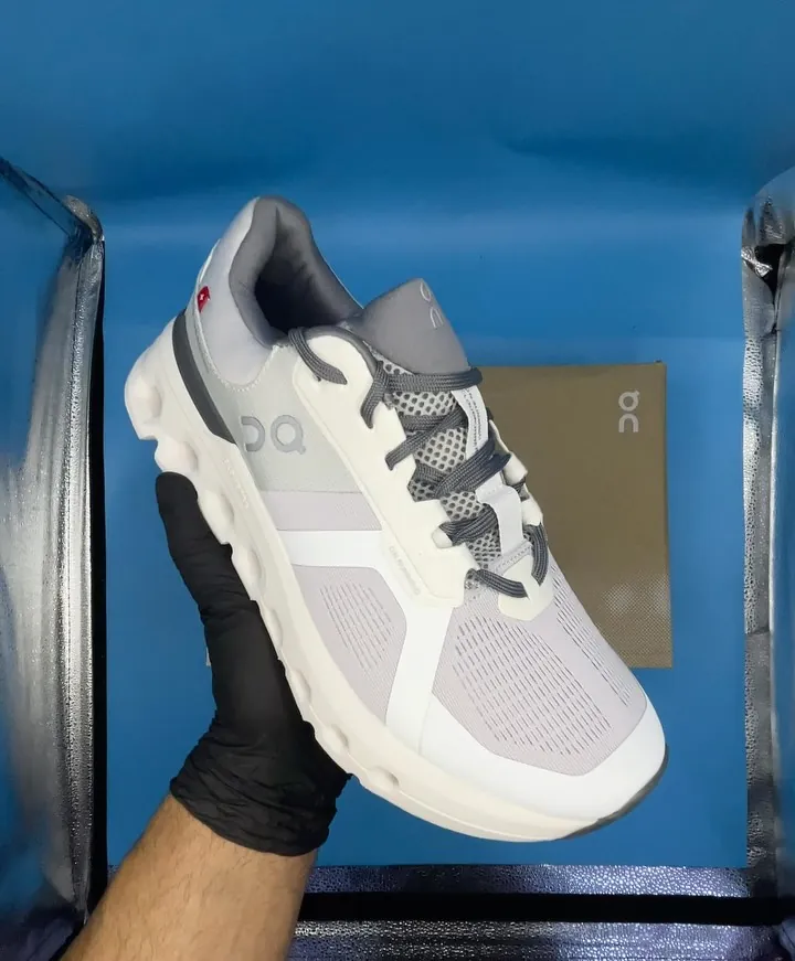 On Running Cloudrunner 2 Shoes