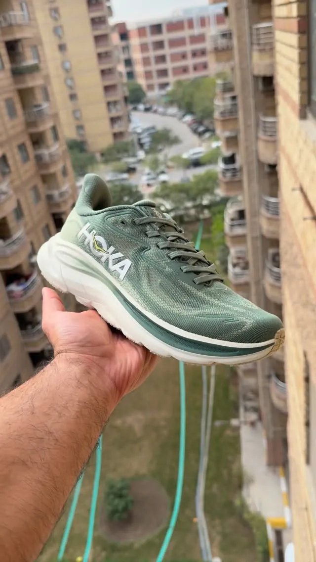 Hoka Clifton 10 Running Shoes