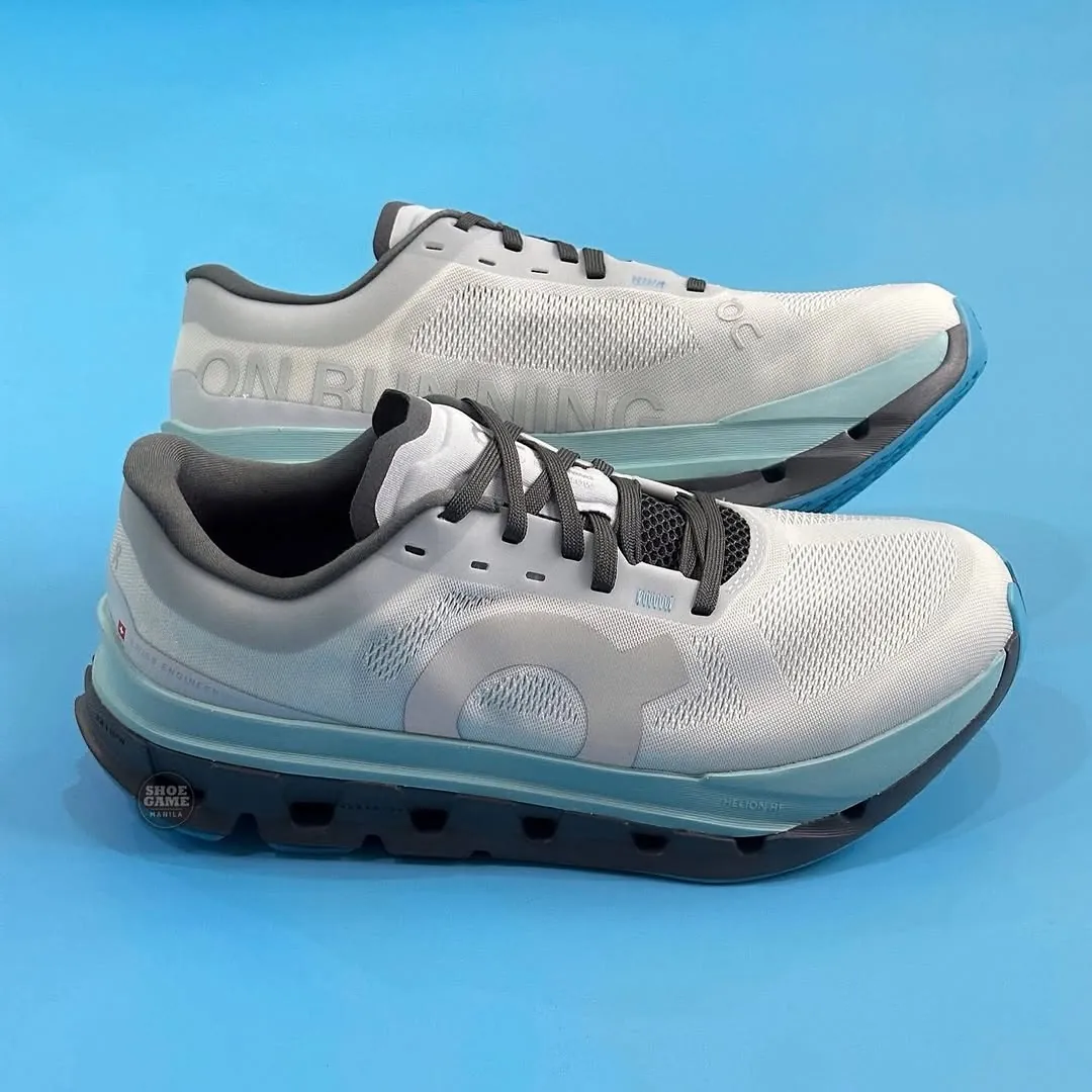 On Cloudflow Running Shoes