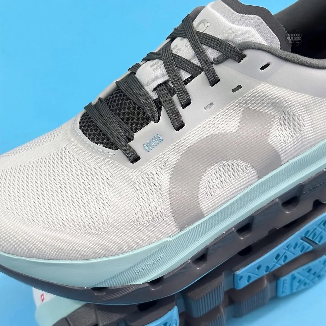 On Cloudflow Running Shoes