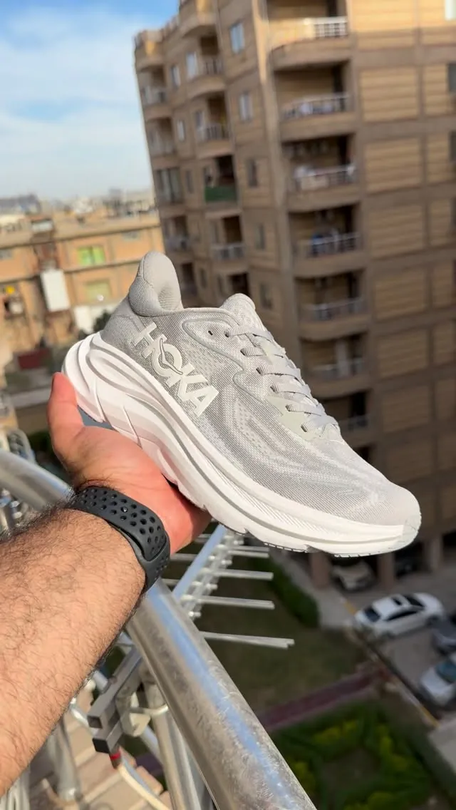 Hoka Clifton 10 Running Shoes