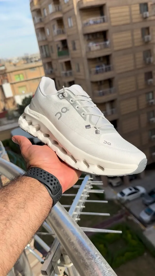 On Running Cloudtilt Shoes