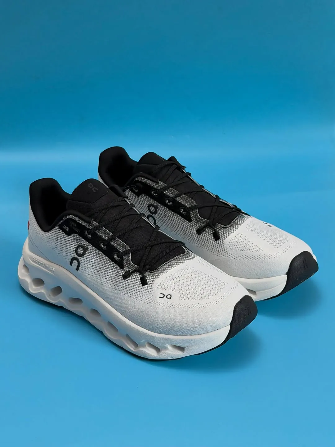 On Running Cloudtilt Shoes