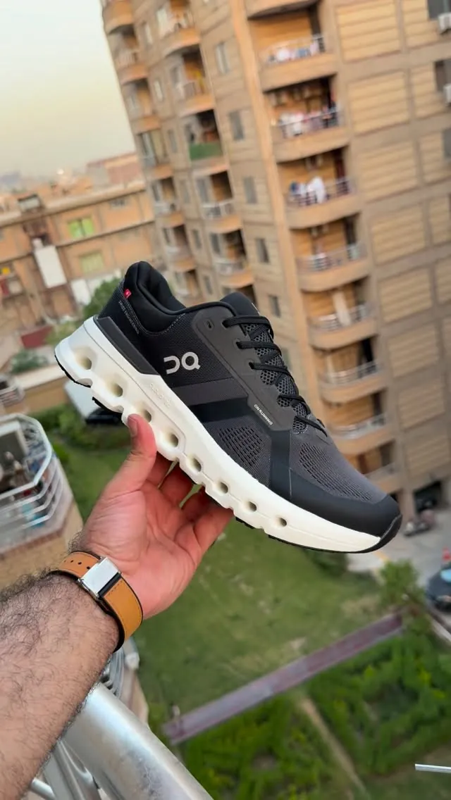 On Cloud Runner 2 Shoes